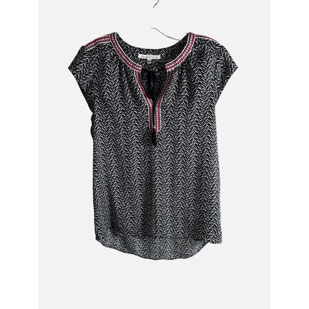 Daniel Rainn Womens Small Black White Chevron Embroidered Cap Sleeve Blouse